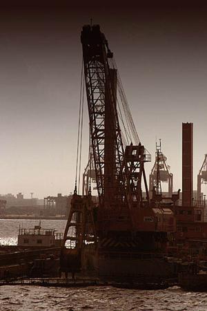 アイエンスの排気処理スクラバー