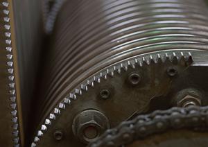 様々な種類の工業用オイルを販売している